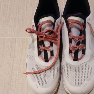 ON Men's Athletic Shoes - Cream and Pink